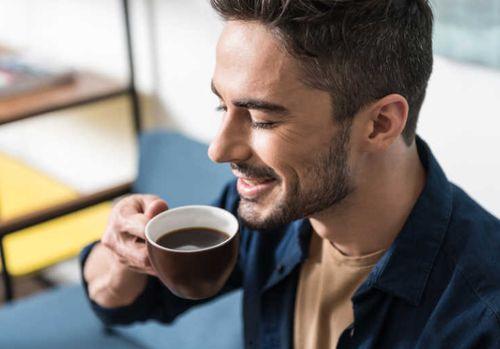 美国人喝咖啡爆料视频,咖啡爱好者爆料日常饮品背后的故事